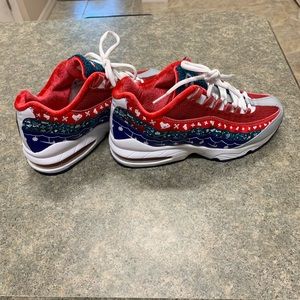 Nike AirMax Christmas edition Boys size 5.5Y